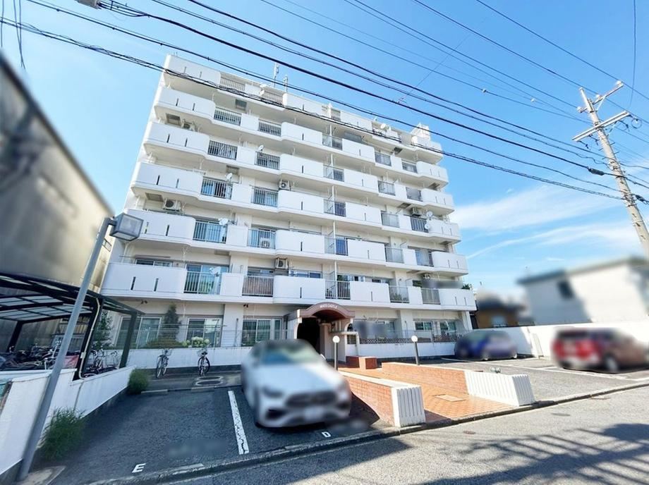 1LDK+S apartment in Higashi Ward, Nagoya, Aichi - Photo 1
