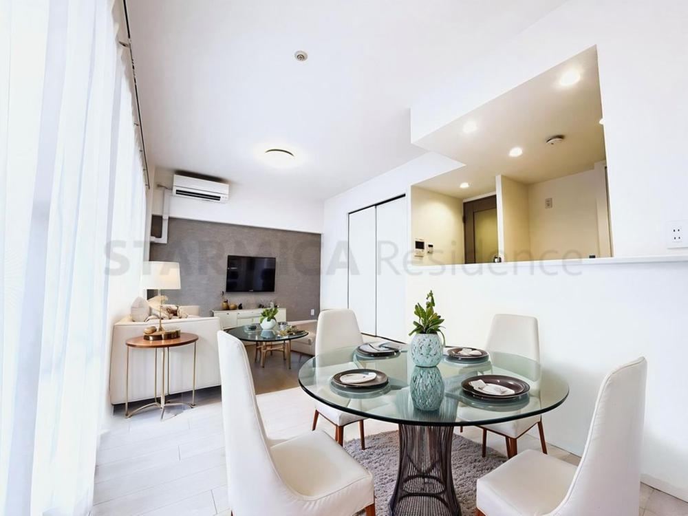 3LDK apartment in Suita, Osaka - Photo 1