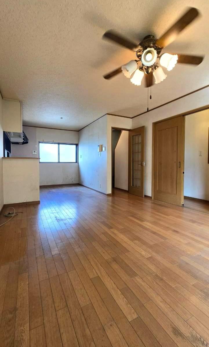 4LDK house in Shijonawate, Osaka - Photo 1
