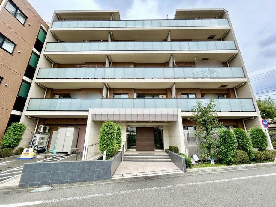 3LDK apartment in Machida, Tokyo - Photo 1