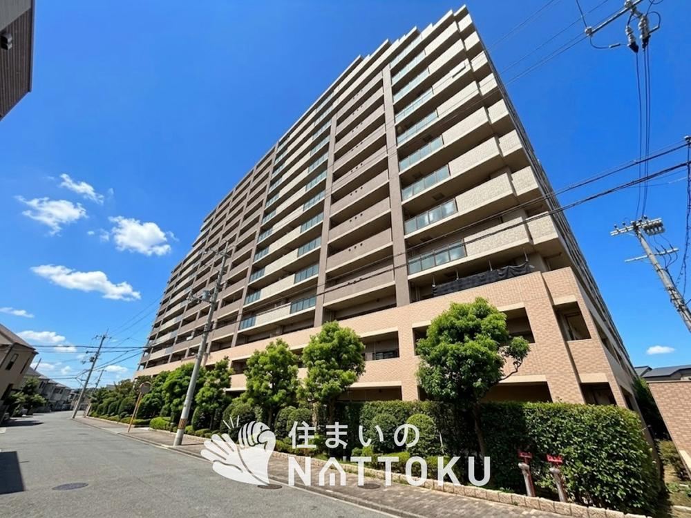 3LDK apartment in Hirakata, Osaka - Photo 1