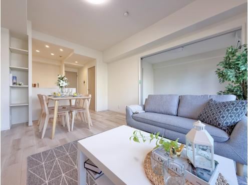 3LDK apartment in Tsurumi Ward, Osaka - Photo 1