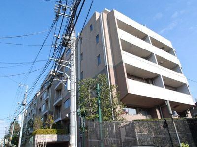 2LDK apartment in Bunkyo Ward, Tokyo - Photo 1
