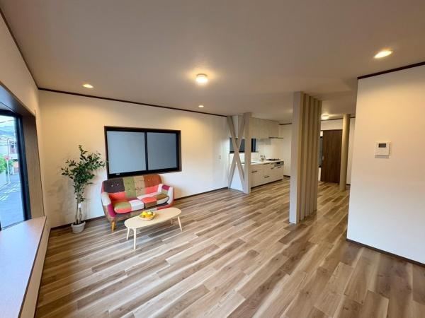 4LDK house in Higashiosaka, Osaka - Photo 1
