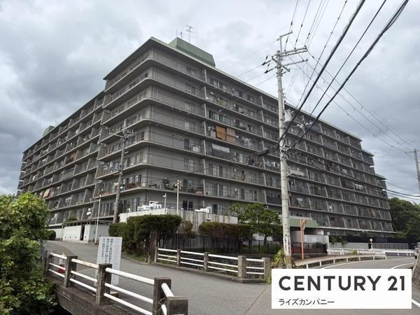 3LDK apartment in Osakasayama, Osaka - Photo 1