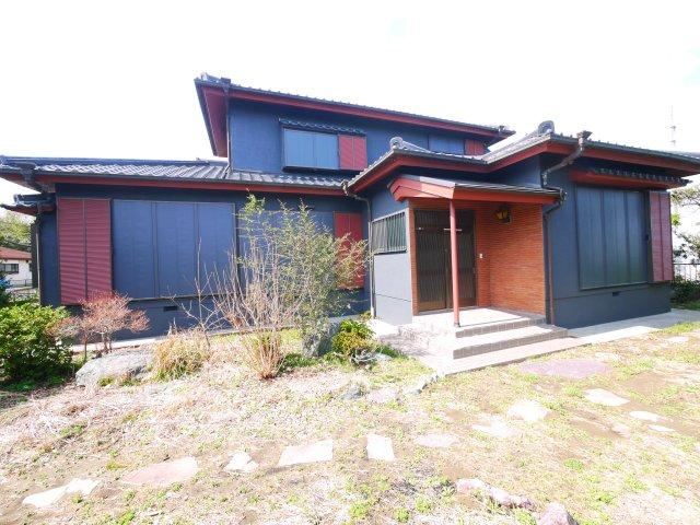 5LDK+S house in Oamishirasato, Chiba - Photo 1