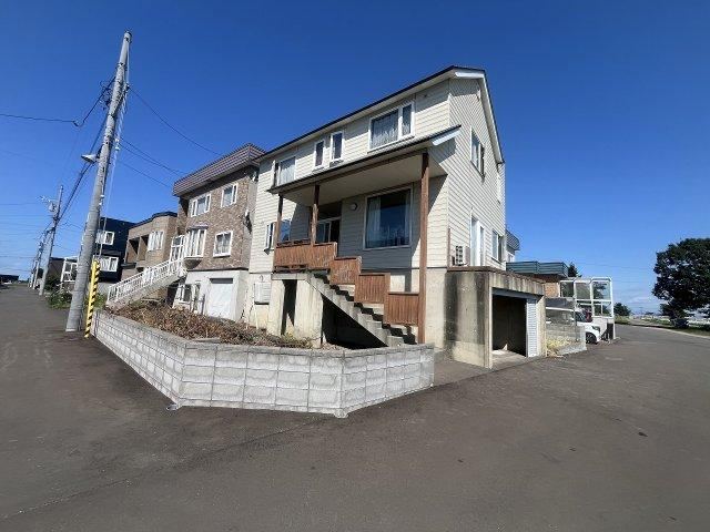 4LDK house in Higashi Ward, Sapporo, Hokkaido - Photo 1