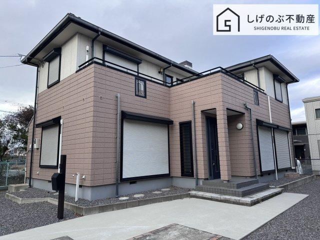 4LDK house in Kusatsu, Shiga - Photo 1