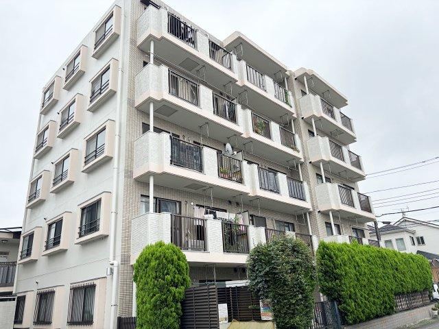 3DK apartment in Atsugi, Kanagawa - Photo 1