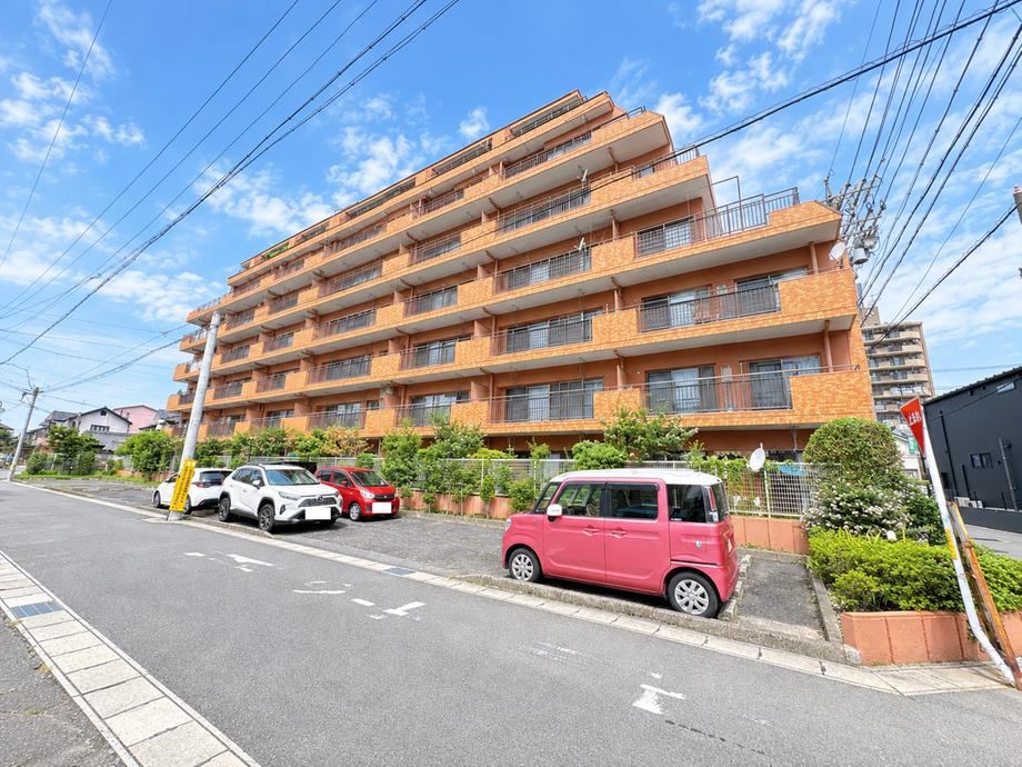 3LDK apartment in Inazawa, Aichi - Photo 1
