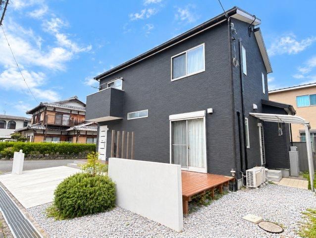 4LDK house in Yasu, Shiga - Photo 1