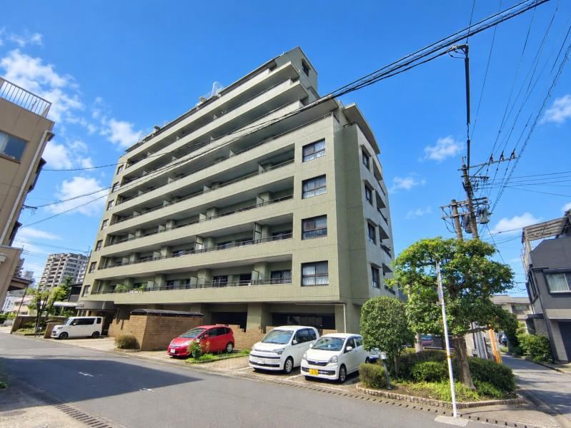 4LDK apartment in Oita, Oita - Photo 1
