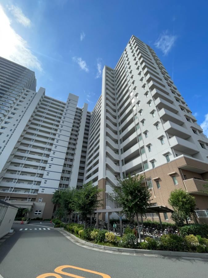 4LDK apartment in Higashi Ward, Fukuoka - Photo 1