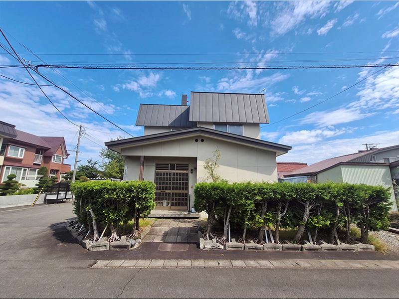 6LDK house in Asahikawa, Hokkaido - Photo 1