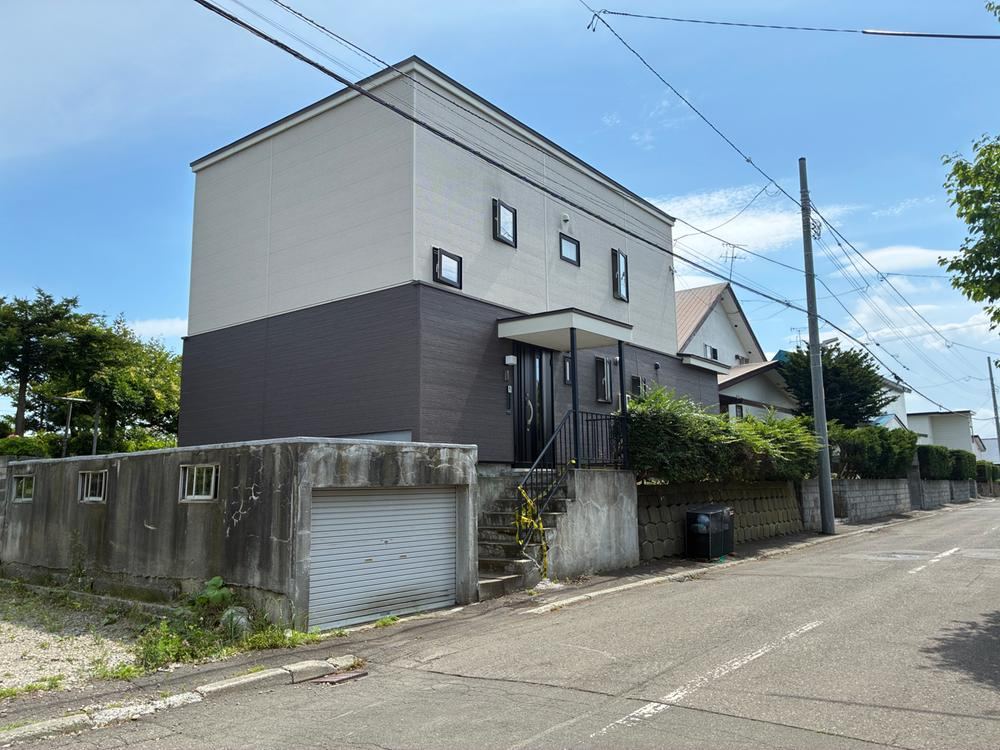 320 m² land in Atsubetsu Ward, Sapporo, Hokkaido - Photo 1