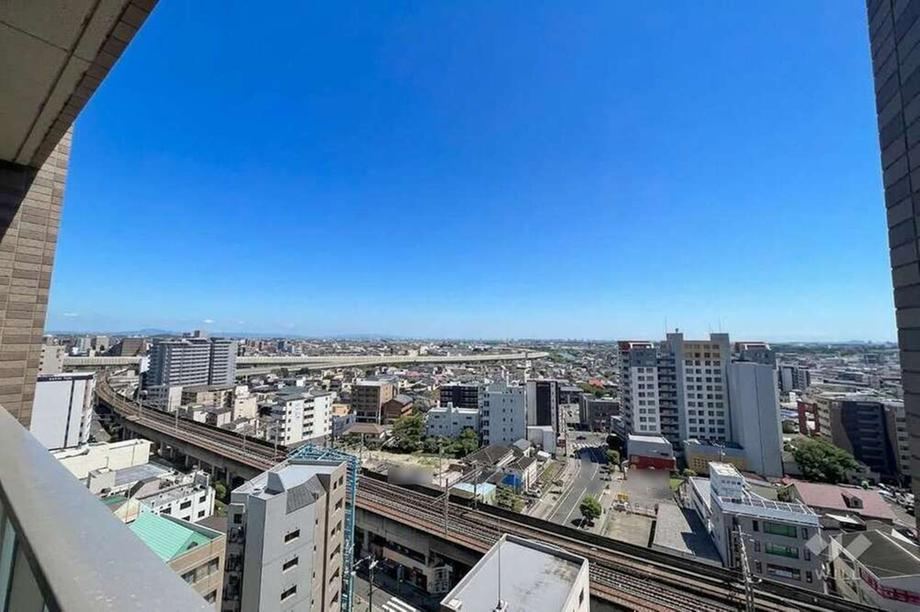 2LDK+S apartment in Kawanishi, Hyogo - Photo 1