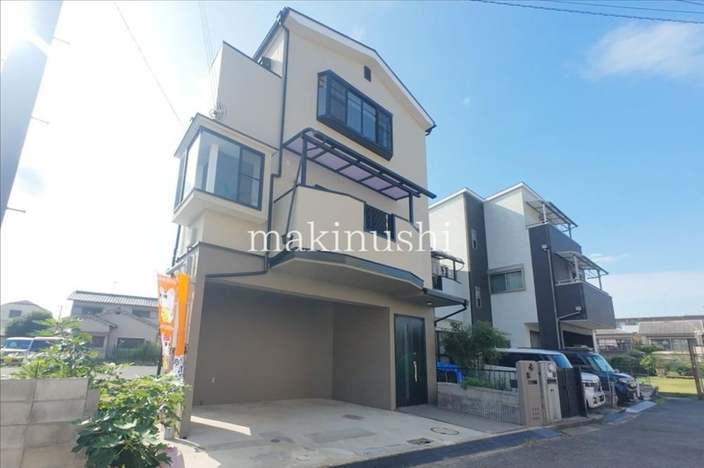 5LDK house in Higashi Ward, Sakai, Osaka - Photo 1