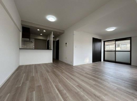 3LDK apartment in Kasuga, Fukuoka - Photo 1