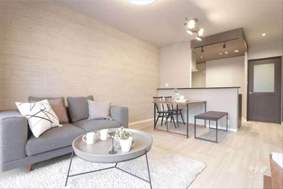 3LDK apartment in Joto Ward, Osaka - Photo 1