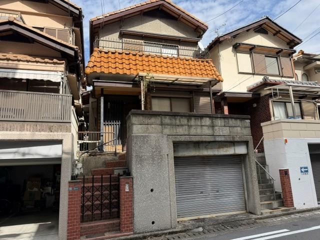 4DK house in Suita, Osaka - Photo 1