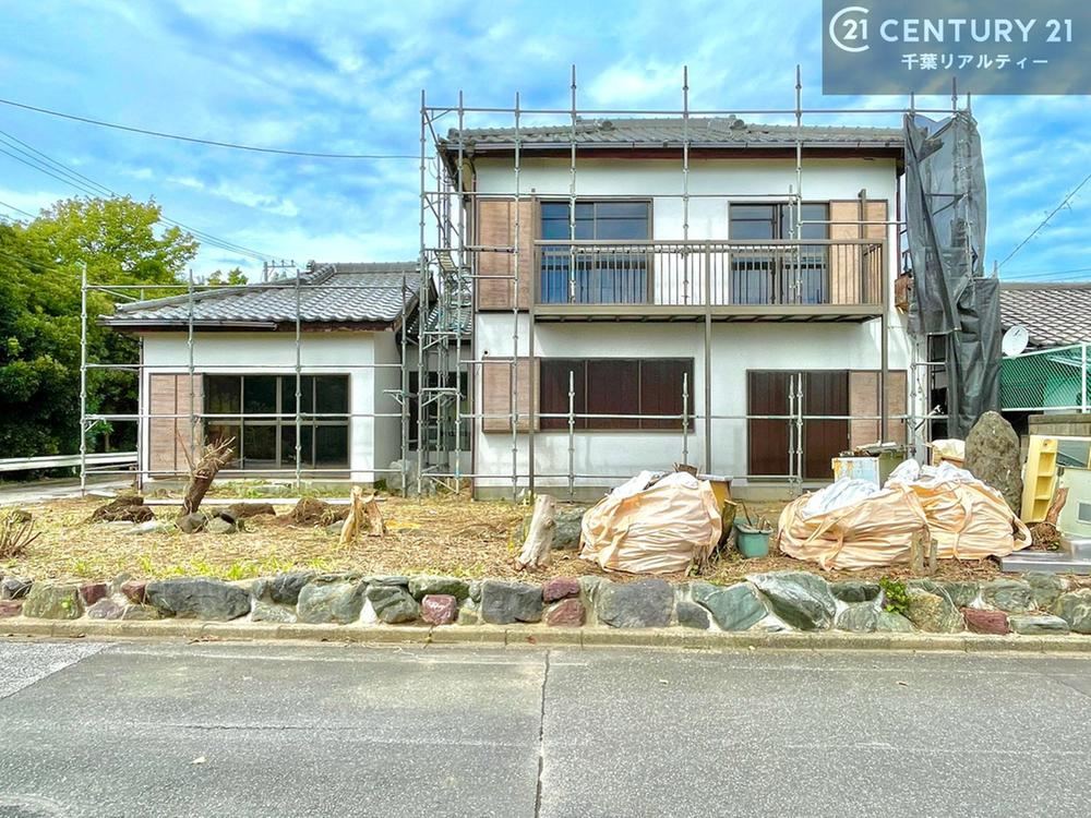 5LDK house in Kimitsu, Chiba - Photo 1