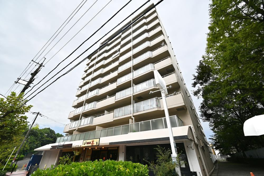 2LDK apartment in Mino, Osaka - Photo 1