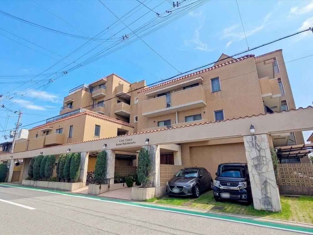 2LDK apartment in Nishinomiya, Hyogo - Photo 1