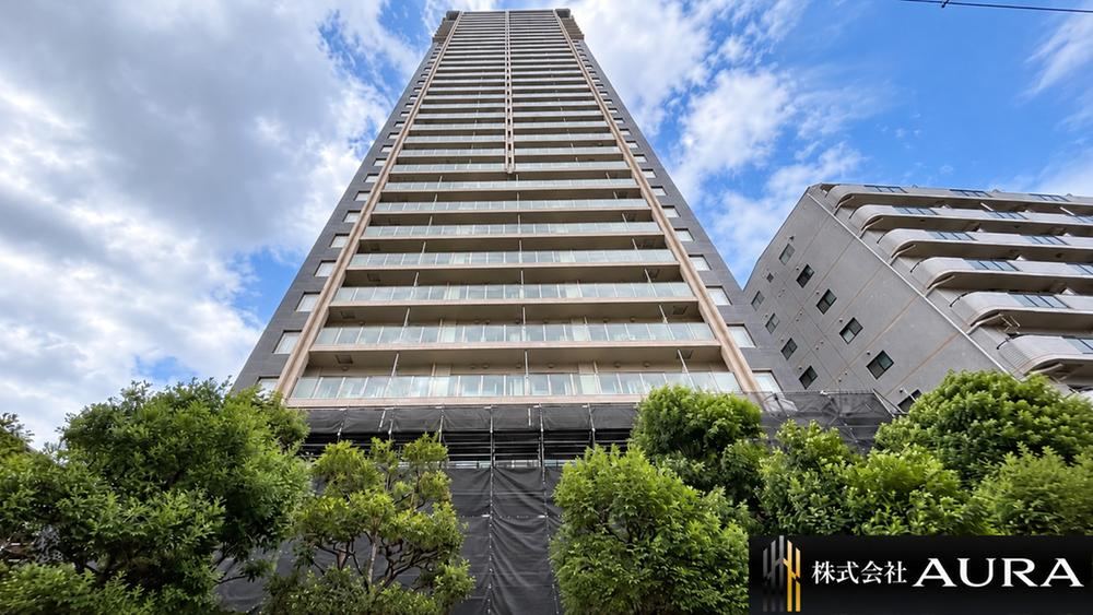 1LDK apartment in Kita Ward, Osaka - Photo 1