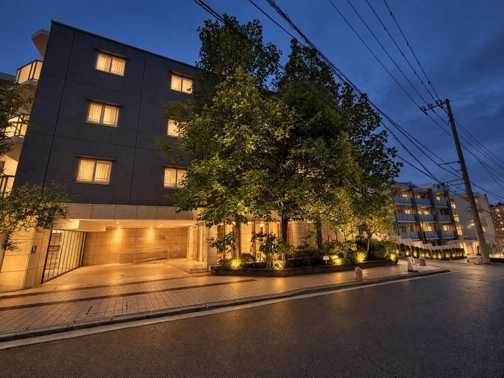 4LDK apartment in Hodogaya Ward, Yokohama, Kanagawa - Photo 1