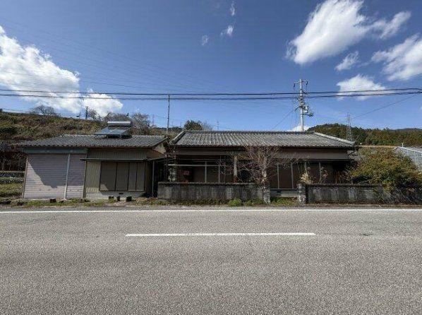 4DK house in Kami, Kochi - Photo 1