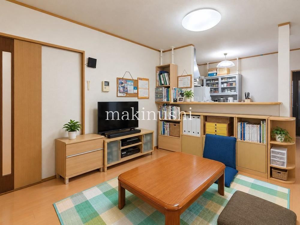 4LDK house in Tondabayashi, Osaka - Photo 1