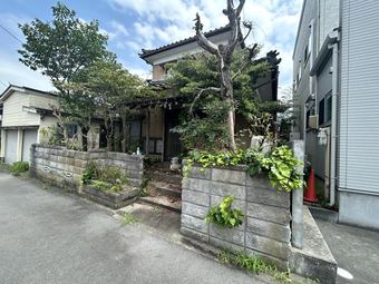 plot of land in Kita Ward