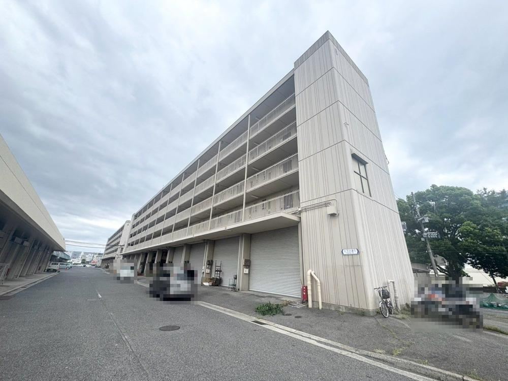 1K apartment in Higashinada Ward, Kobe, Hyogo - Photo 1