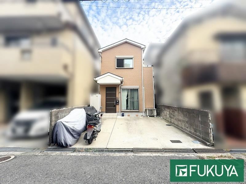 3LDK house in Katano, Osaka - Photo 1