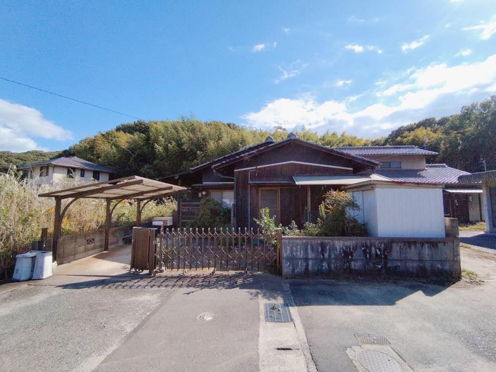 3DK+S house in Kurashiki, Okayama - Photo 1