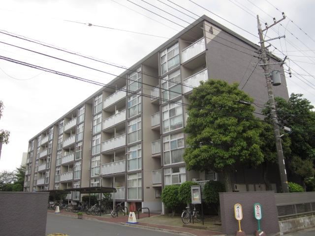 3DK apartment in Hiratsuka, Kanagawa - Photo 1