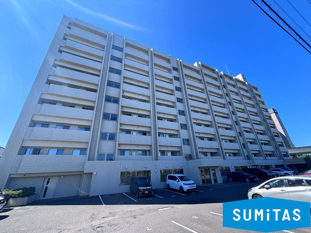 3LDK apartment in Nishi Ward, Sapporo, Hokkaido - Photo 1