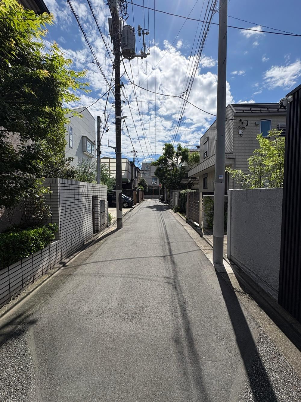 411 m² land in Meguro Ward, Tokyo - Photo 1