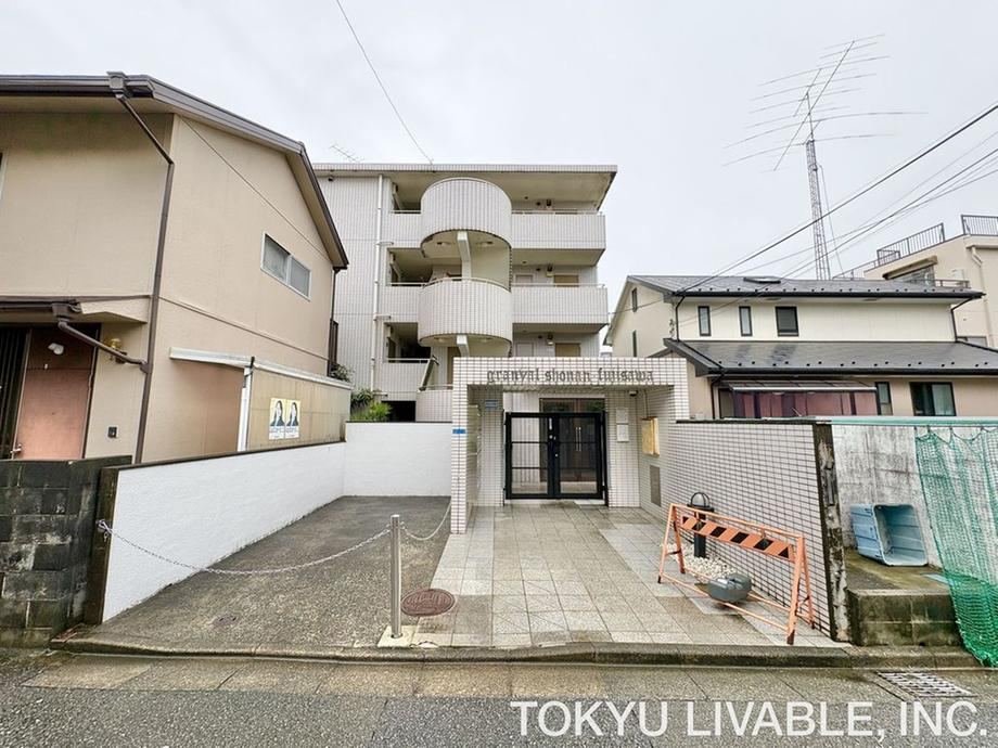 studio apartment in Fujisawa, Kanagawa - Photo 1