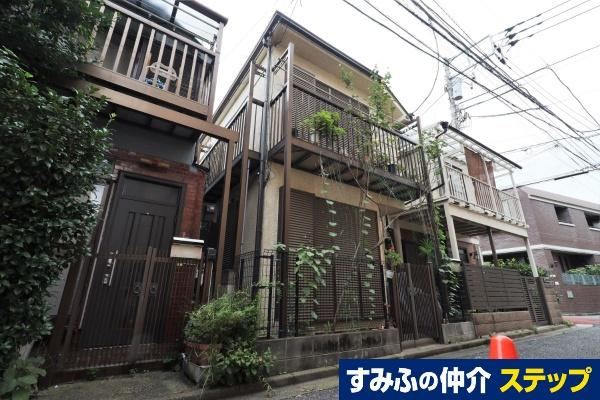 2DK house in Setagaya Ward, Tokyo - Photo 1