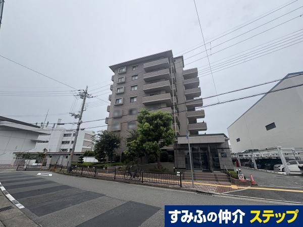 3LDK apartment in Itami, Hyogo - Photo 1