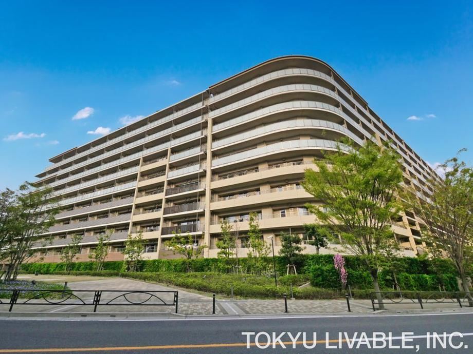 3LDK apartment in Funabashi, Chiba - Photo 1