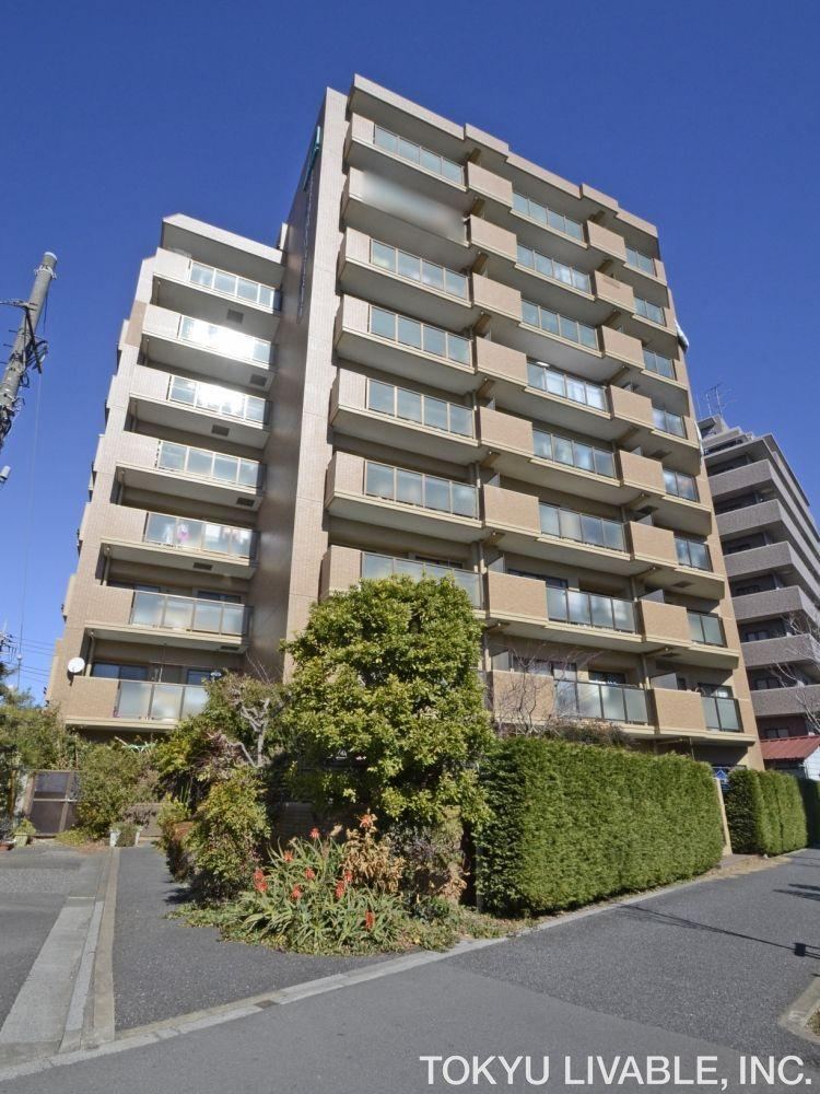 2LDK+S apartment in Nerima Ward, Tokyo - Photo 1