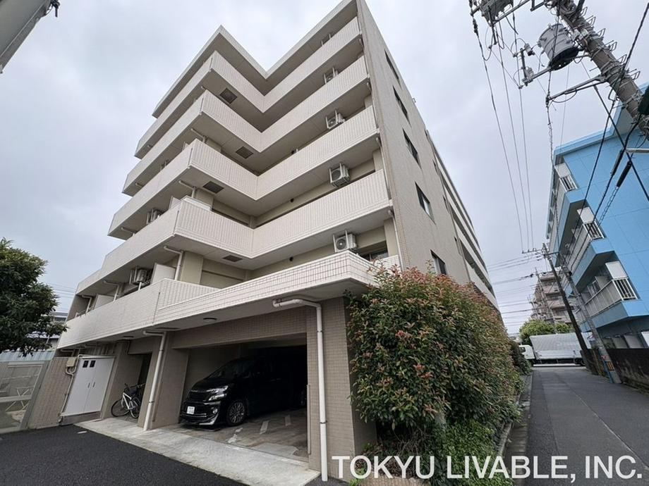 2LDK+S apartment in Kunitachi, Tokyo - Photo 1