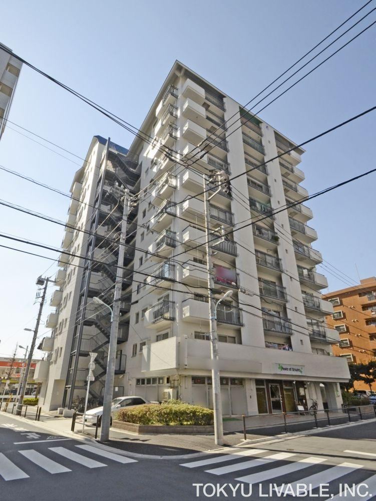 2LDK apartment in Itabashi Ward, Tokyo - Photo 1