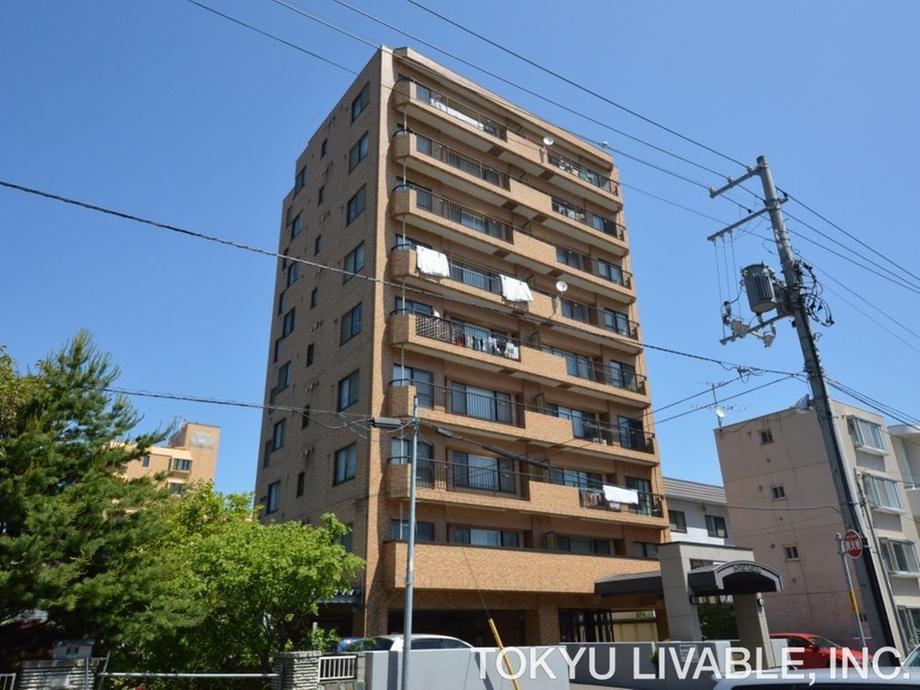 2LDK apartment in Chuo Ward, Sapporo, Hokkaido - Photo 1