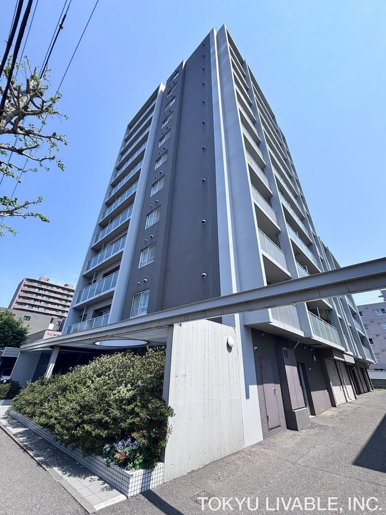 4LDK apartment in Shiroishi Ward, Sapporo, Hokkaido - Photo 1