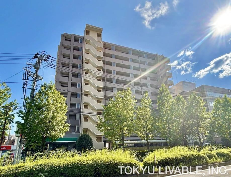 3LDK+S apartment in Izumi Ward, Sendai, Miyagi - Photo 1