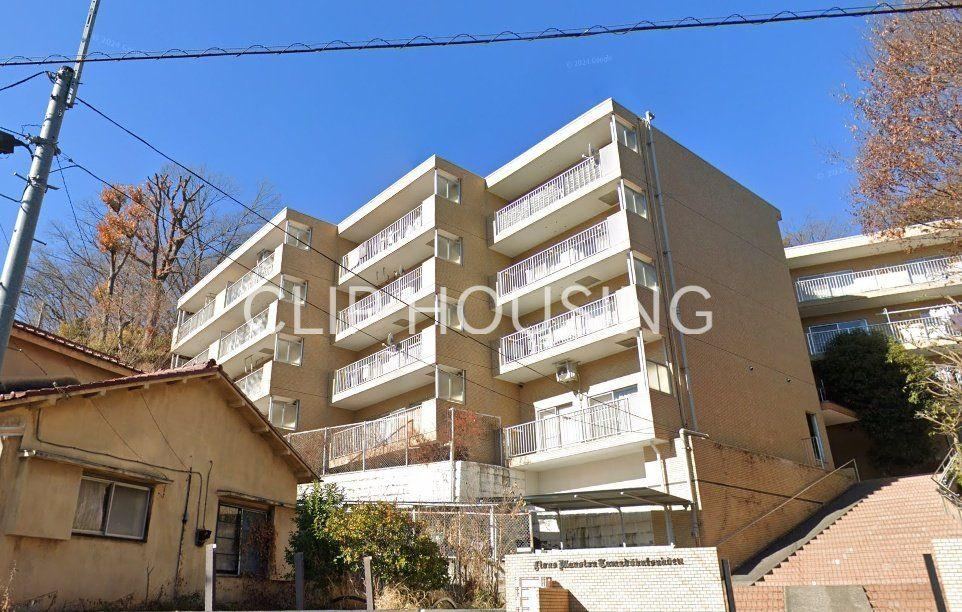 3LDK apartment in Hino, Tokyo - Photo 1