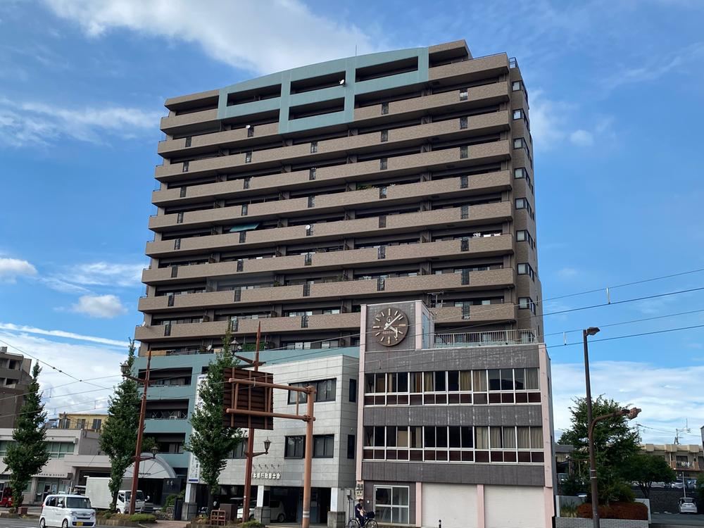 5LDK apartment in Chuo Ward, Kumamoto - Photo 1
